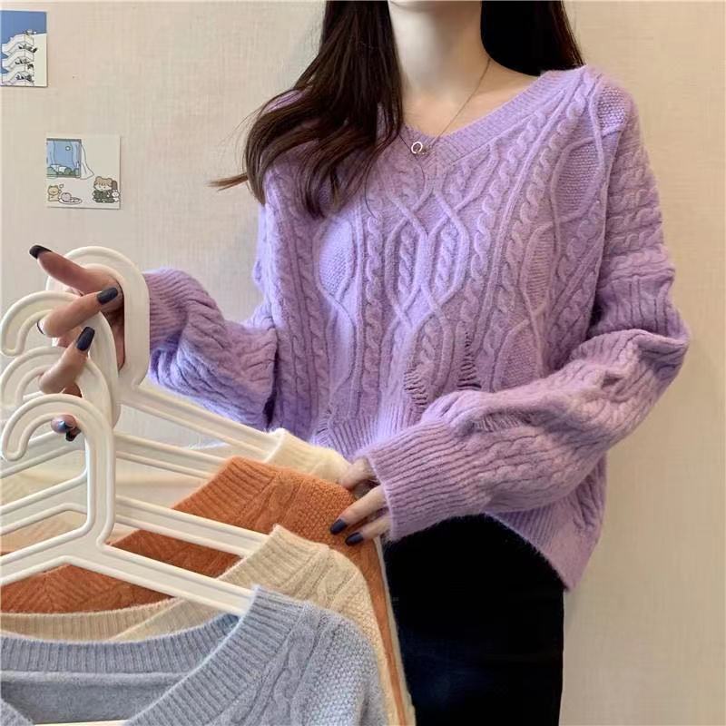 2024年麻花セーター女装ゆるいプルオーバー秋冬の外着カジュアルなニットウェアの上着を着ている女性|undefined