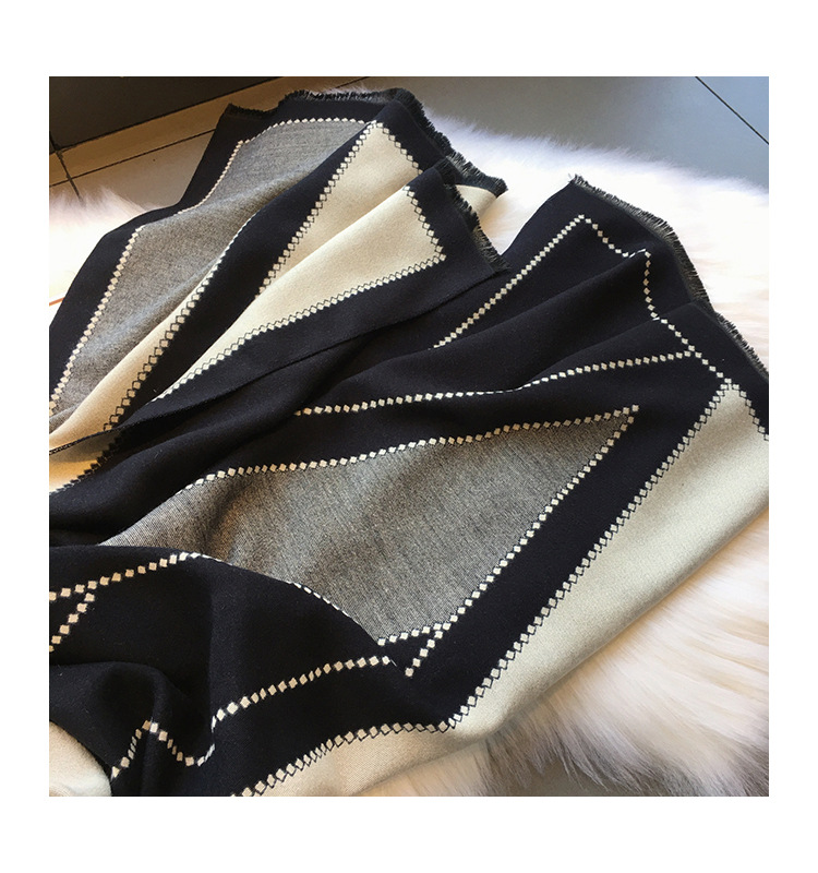 Women's Simple Style Color Block Imitation Cashmere Scarf display picture 2