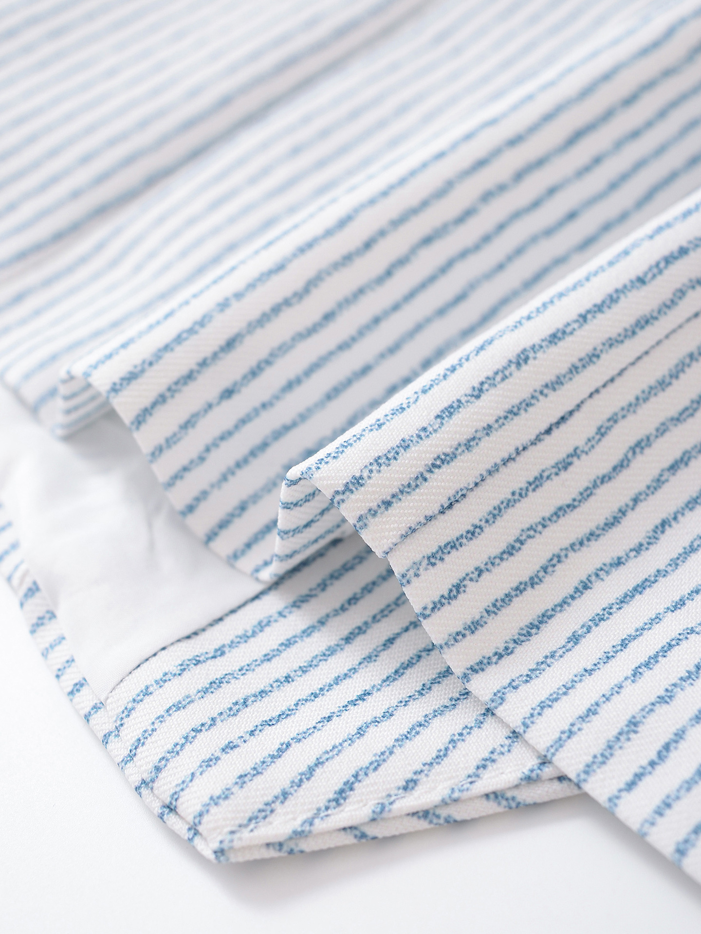 Women's clothing 2024 autumn/winter new fashion striped sleeveless vest shorts set_voghion.com