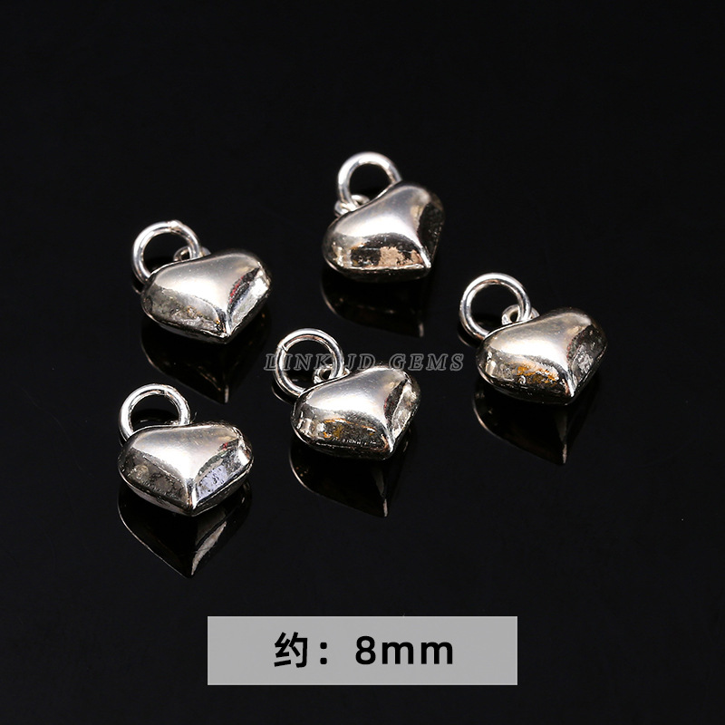 Pendant heart shaped