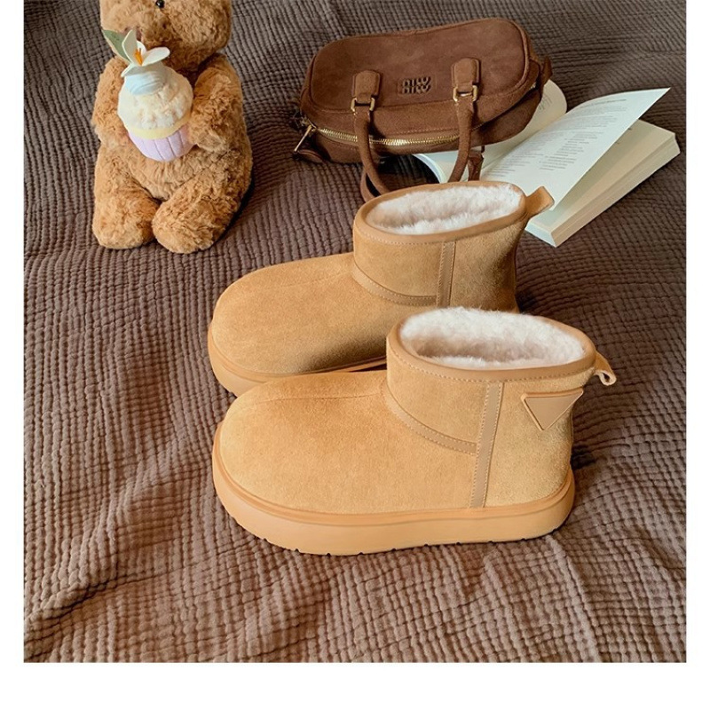 따뜻한 면화 기모 귀여운 큰 둥근 머리를 가진 포도 엄마 마오 마오 스노우 부츠 여성 가죽 2024 가을과 겨울