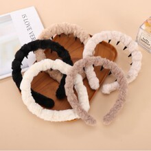 �ﶬ��ɫ���Xë�q�l��Ů����ϴĘ�l���^��2025�¿���B������^�