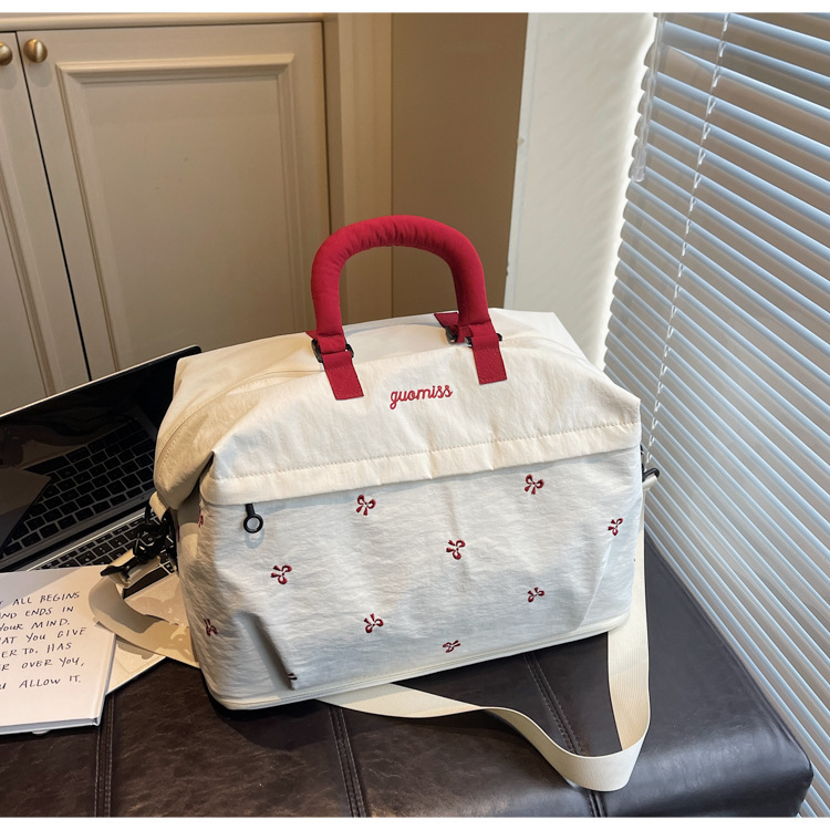 Portable Short-Distance Travel Bag for Women 2026 New Trendy Fashion Travel Storage Luggage Bag Large Capacity Crossbody Fitness Bag Portable Short-Distance Travel Bag for Women 2026 New Trendy Fashion Travel Storage Luggage Bag Large Capacity Crossbody Fitness Bag