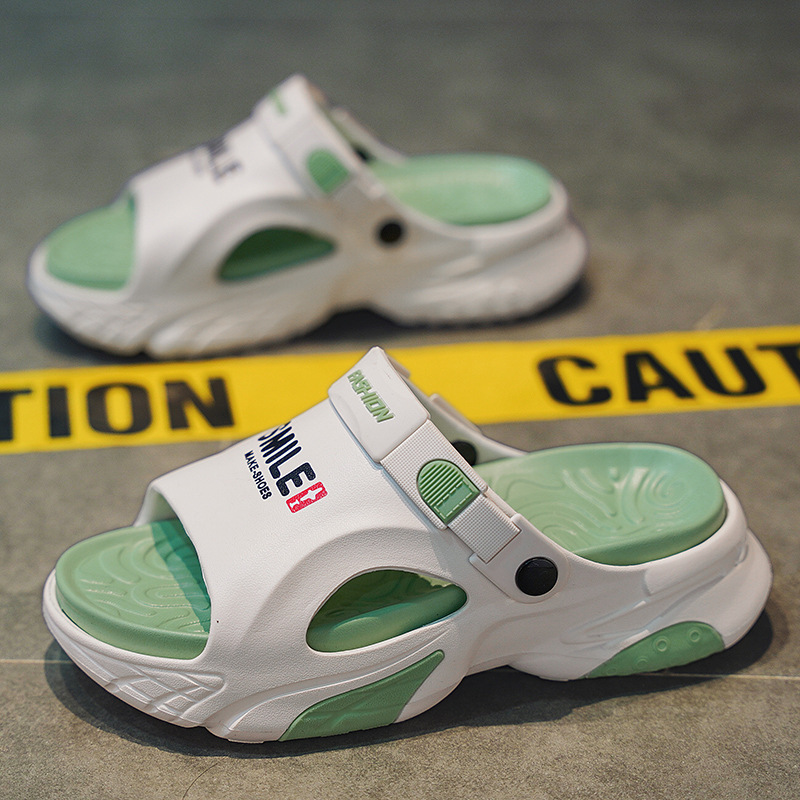 Sensación de mierda pantuflas de gran tamaño para hombres verano 2025 nuevas sandalias deportivas exteriores ropa casual playa sandalias y pantuflas de doble uso para hombres