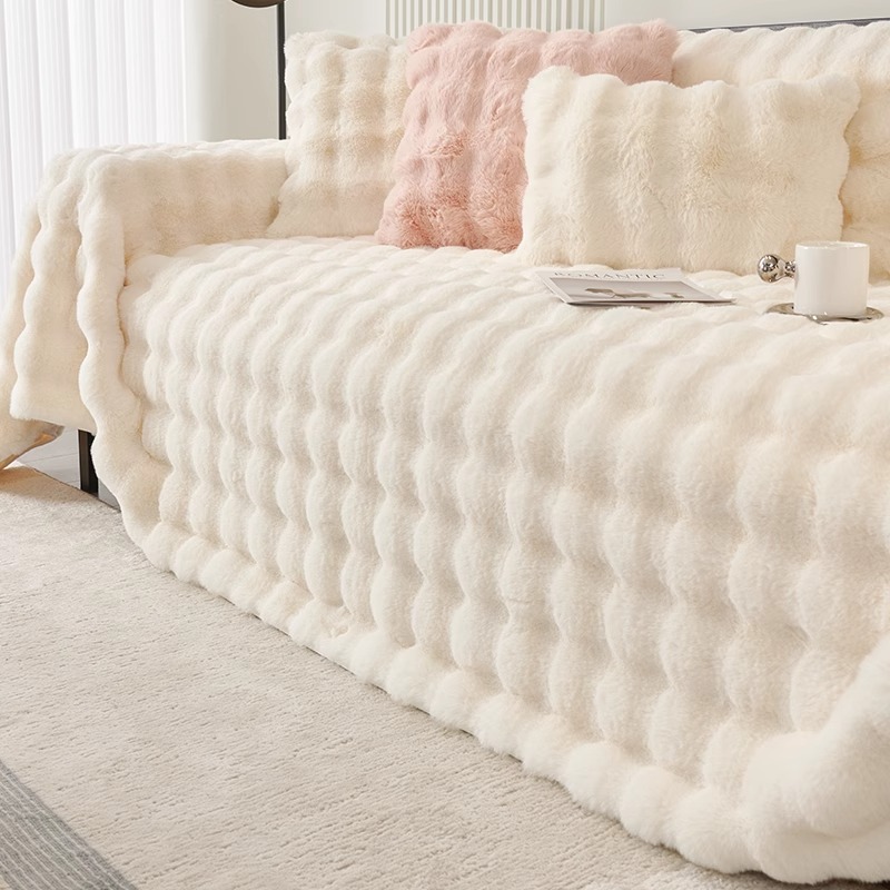 Nuevo conejo en línea cojín de sofá de peluche invierno engrosado anti-deslizante cojín de sofá cubierta de sofá cubierta de piel al por mayor