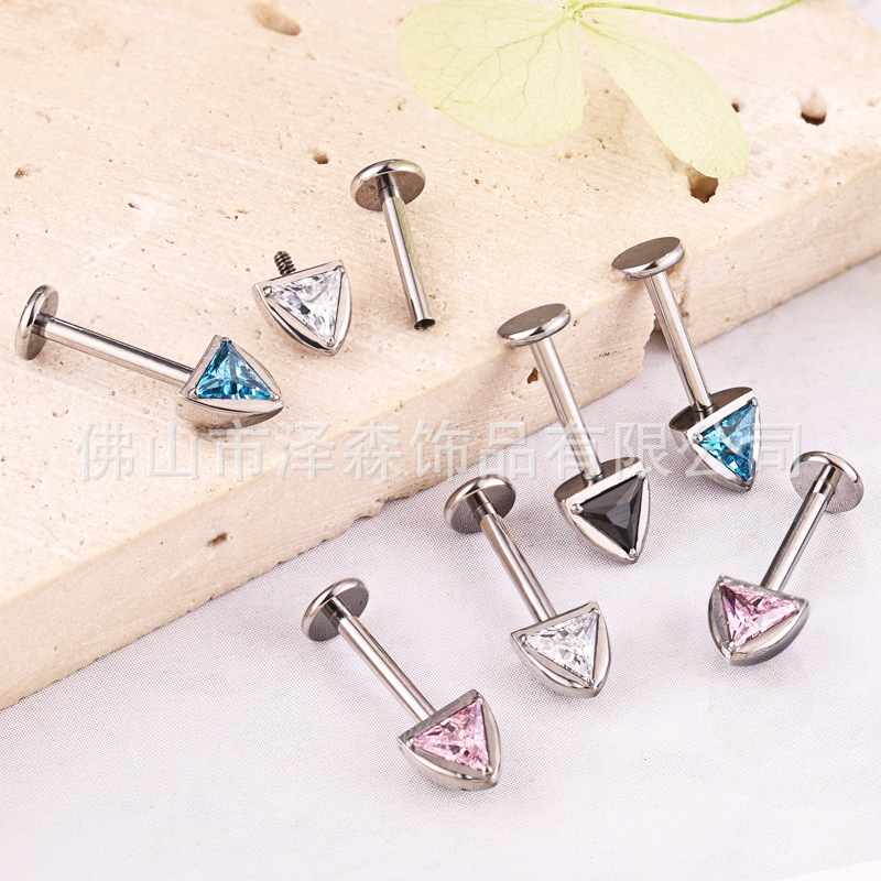 Pointed titanium steel lip stud product view