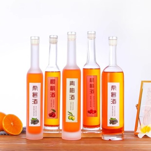 ����Ů�Ͷ����10��΢�����ڹ𻨾���÷���һ�����Ӿ�СƿŮ����