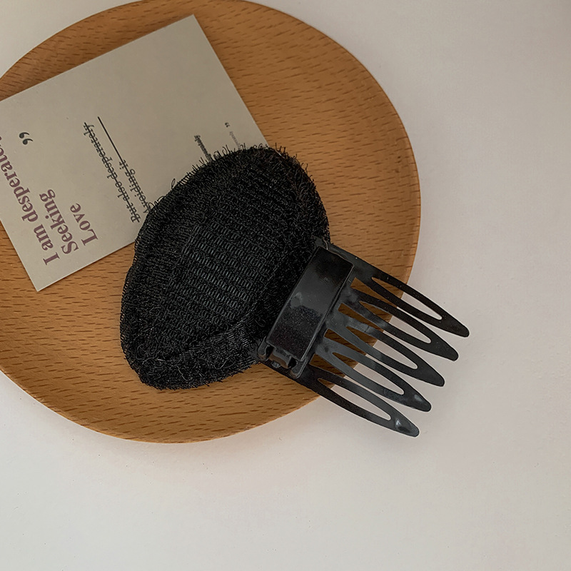 3 # черная расческа челка 1 шт