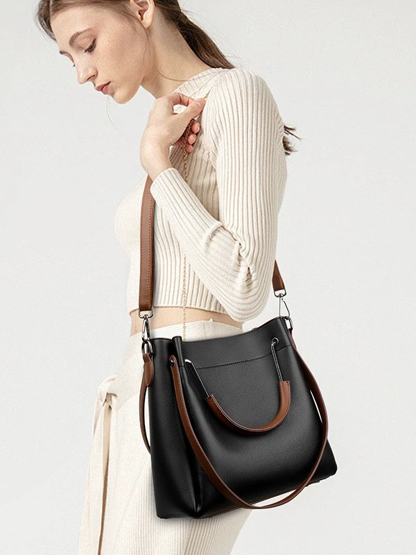 Shoulder bag, spring capacious one-shoulder bag, city style