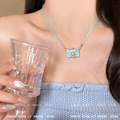 ブルースメモリ! ミントマンボ風カメラペンダントネックレス女性独特のデザイン鎖骨鎖気質