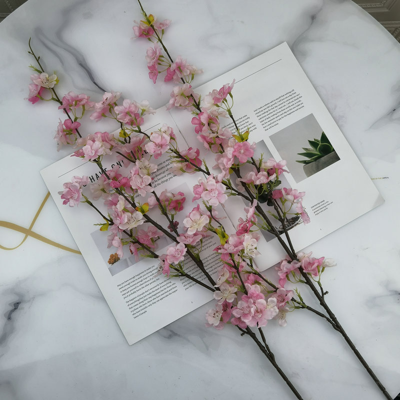 Fábrica al por mayor flor artificial flor de cerezo artificial decoración de la boda flor artificial salón decoración ingeniería suave ramo de flores de seda