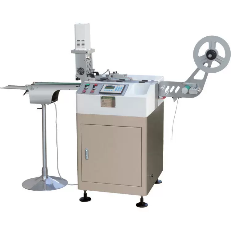 源头供应 全自动超声波切带机 商标切唛机 高速切标机