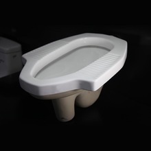 批发民宿客栈酒店 CW8RB带存水弯隔臭防臭蹲坑工程用经典蹲便器