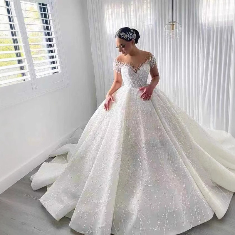 New African Wedding Dress Beaded Lace Wedding Dress Light Skin Long Sleeve Large Trailing Bride Wedding Dress White New African Wedding Dress Beaded Lace Wedding Dress Light Skin Long Sleeve Large Trailing Bride Wedding Dress White