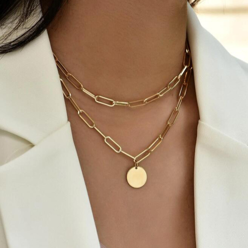 Fashionable necklace