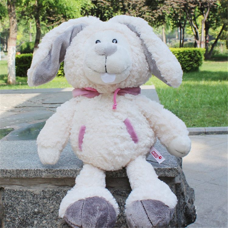Fábrica de procesamiento de muñecas conejos blancos juguetes de peluche muñecas de tela muñecas para dormir almohada regalos logotipo personalizado transfronterizo