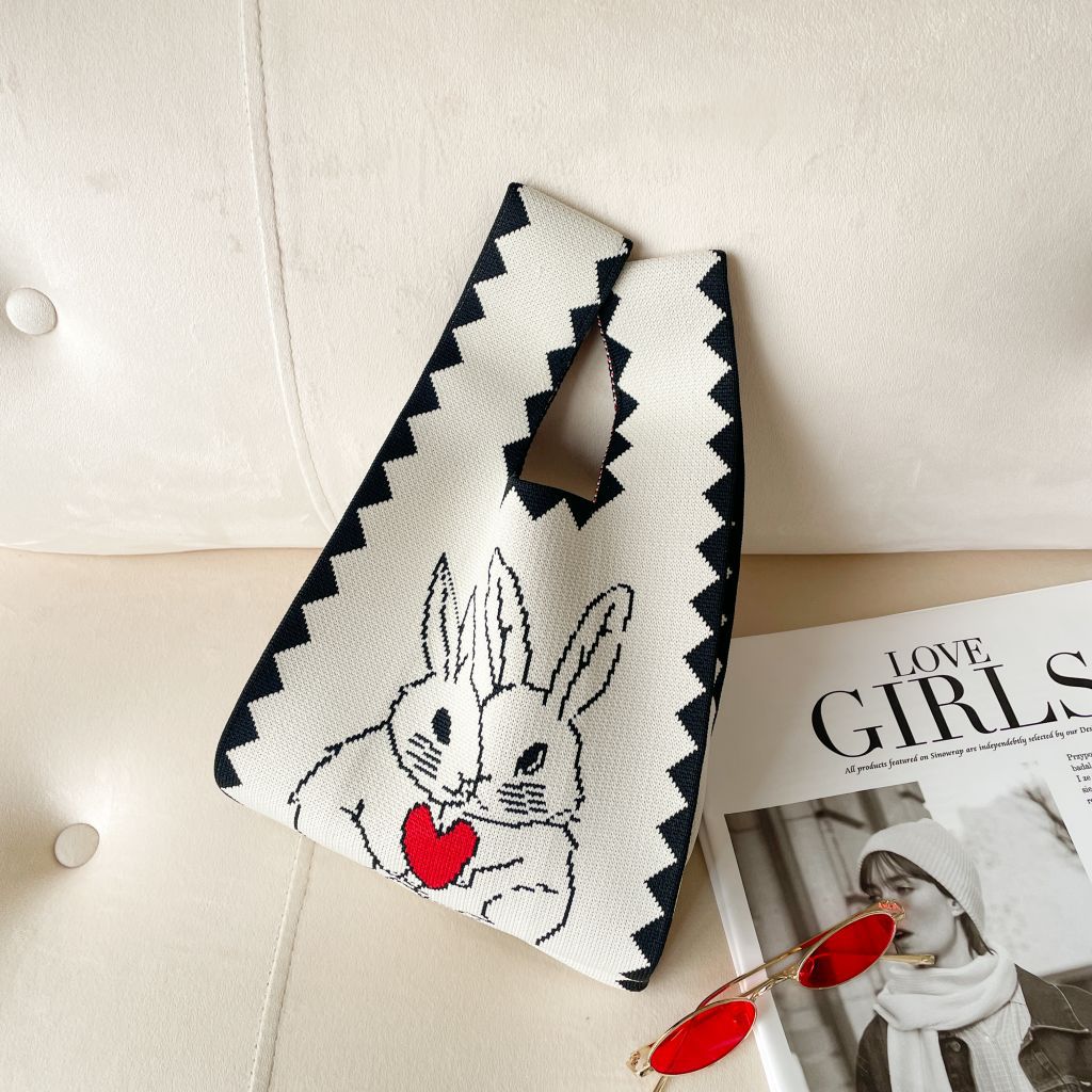 Women's Small Polyester Cartoon Heart Shape Basic Vintage Style Open Handbag display picture 29