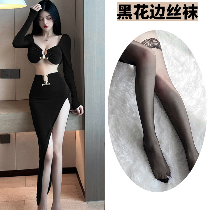 블랙 + 블랙 스타킹