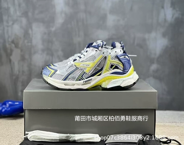 Original label, original box, pure original B family daddy shoes, Paris seventh generation jogging shoes, RUNNER, distressed, heightening sneakers for men and women