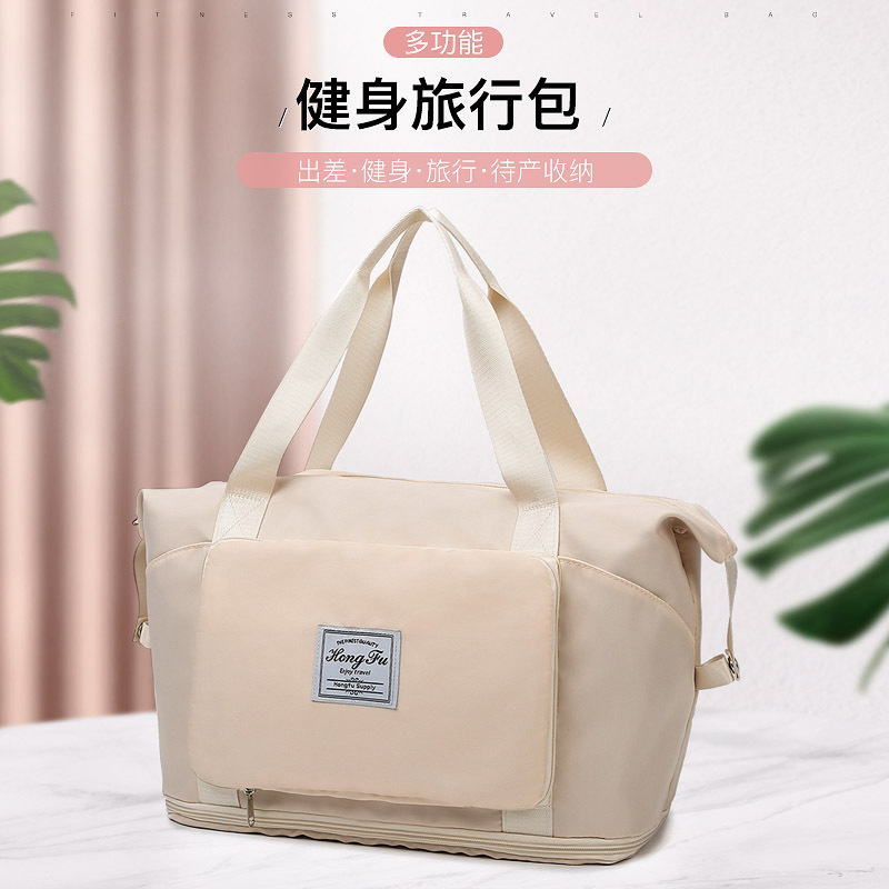 Sports capacious sports bag
