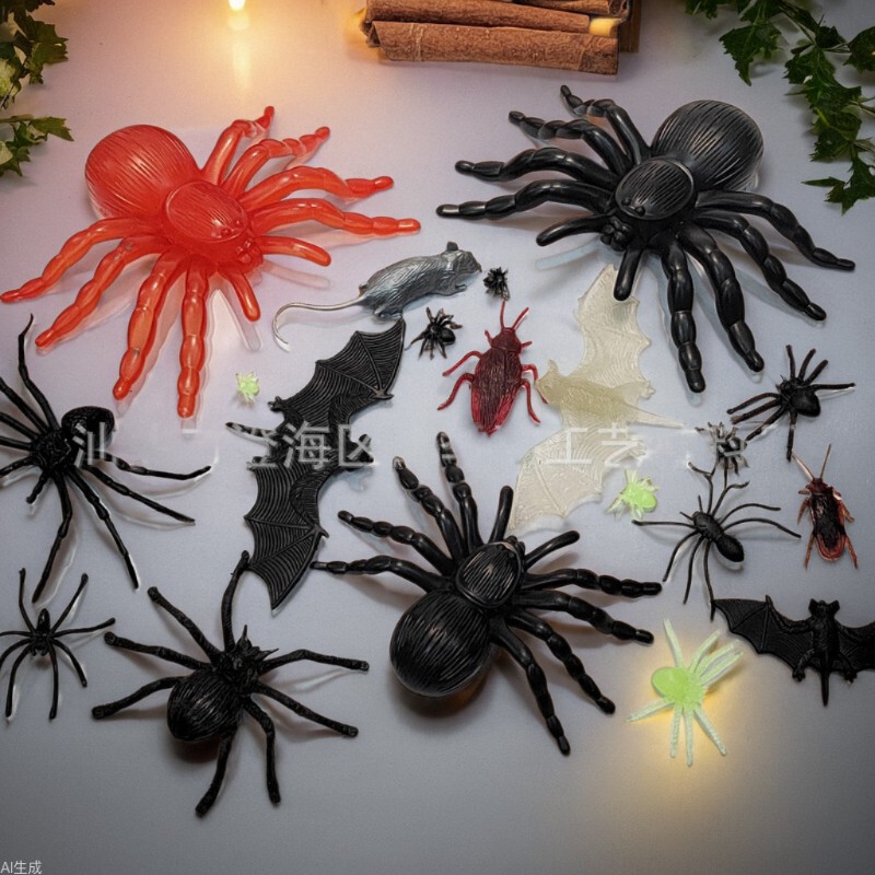 Cross-Border Halloween Fake Spider Prank, Simulated Mini Plastic Spider, Luminous Bat, Cockroach and Mouse