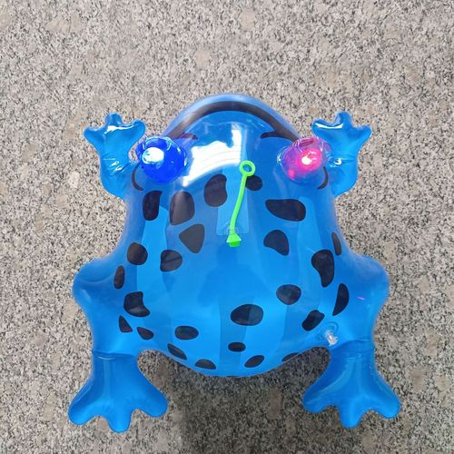 PVC inflatable bags, glowing frogs, elastic ropes with lights, swimming frogs, street stall toys, parent-child interactive frog balloons