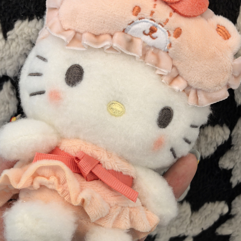 黑色草帽kitty帽宝宝挂件爱心扣公仔玩偶可爱赫本风挂饰钥匙扣|undefined
