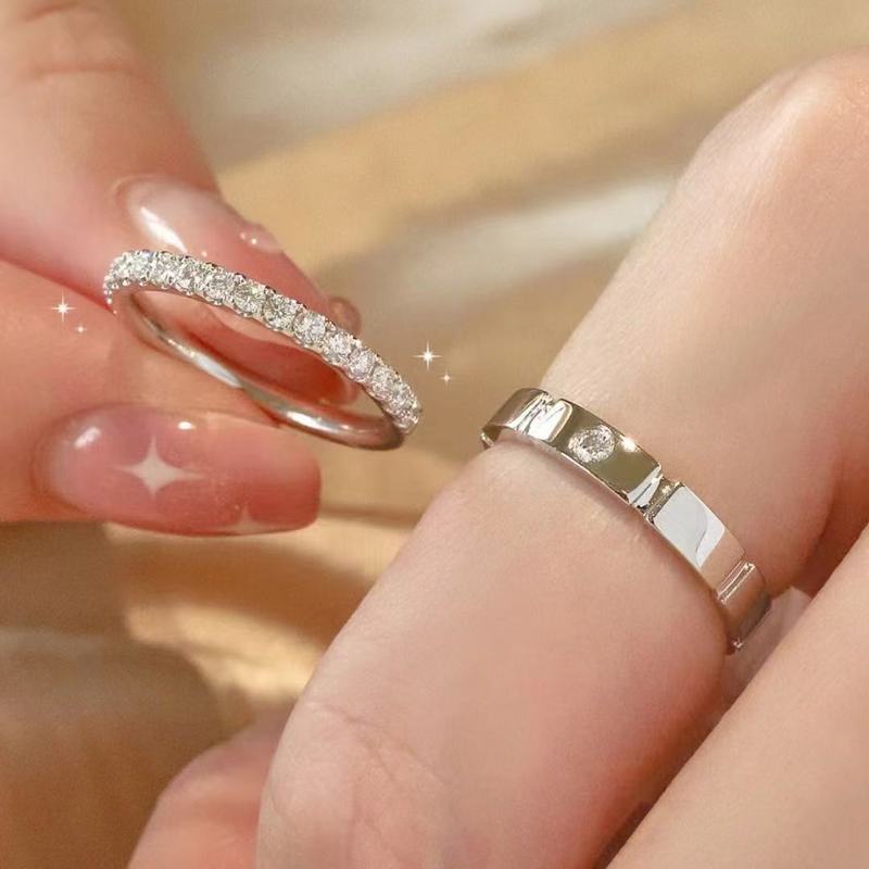 男性と女性のための恋に落ちるカップルリング、軽い高級ニッチ、ハイエンドの軽い高級結婚指輪、彫刻されたプロポーズリング、卸売|undefined