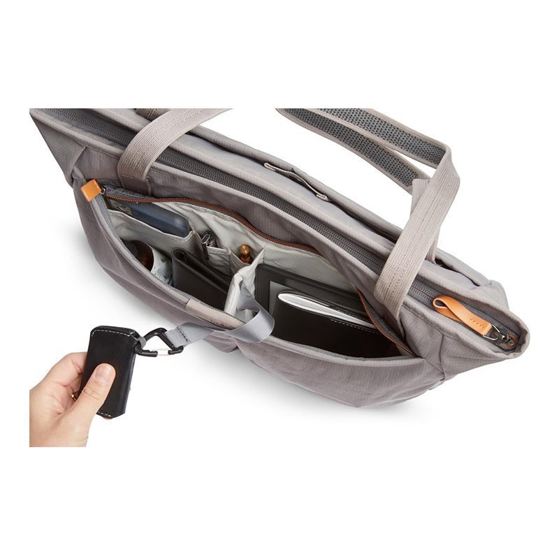 Inventario de nuevo bolso de hombro de mujer bolso de mano de gran capacidad bolso de bolso impermeable ocio 15 pulgadas bolso portátil
