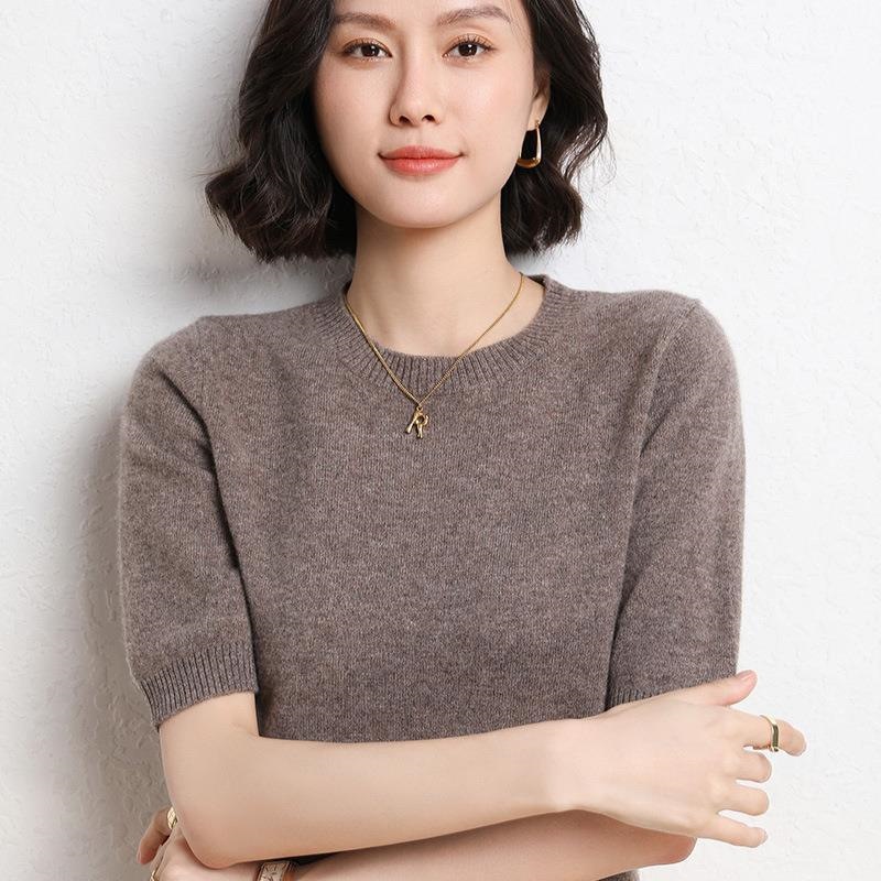 New women's round neck short-sleeved knit sweater, wholesale women's short-sleeved export dropshipping, autumn white and gray.