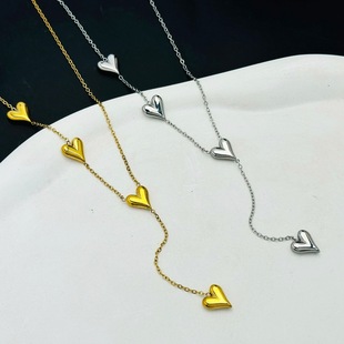 �r���p�ݐ������ĵ�������ŮС���߼��в���ɫ�i���������l