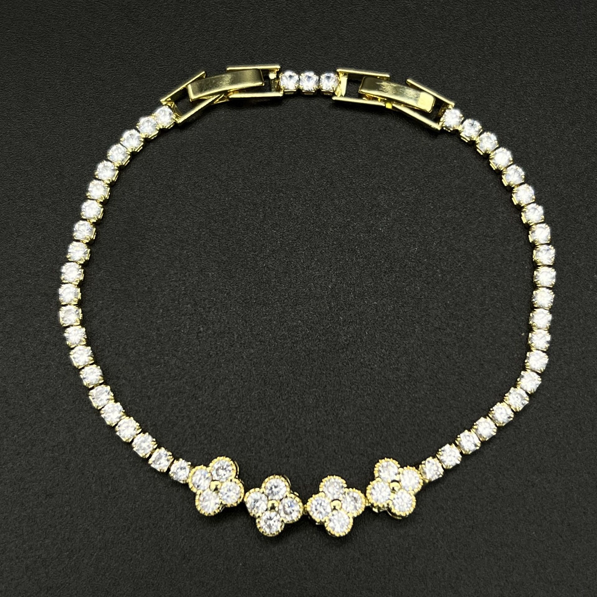 Men’s Moissanite Tennis Chain Is Crafted From Premium Titanium Steel, Hypoallergenic, Tarnish-resistant And Waterproof. Featuring An Understated Luxu_voghion.com