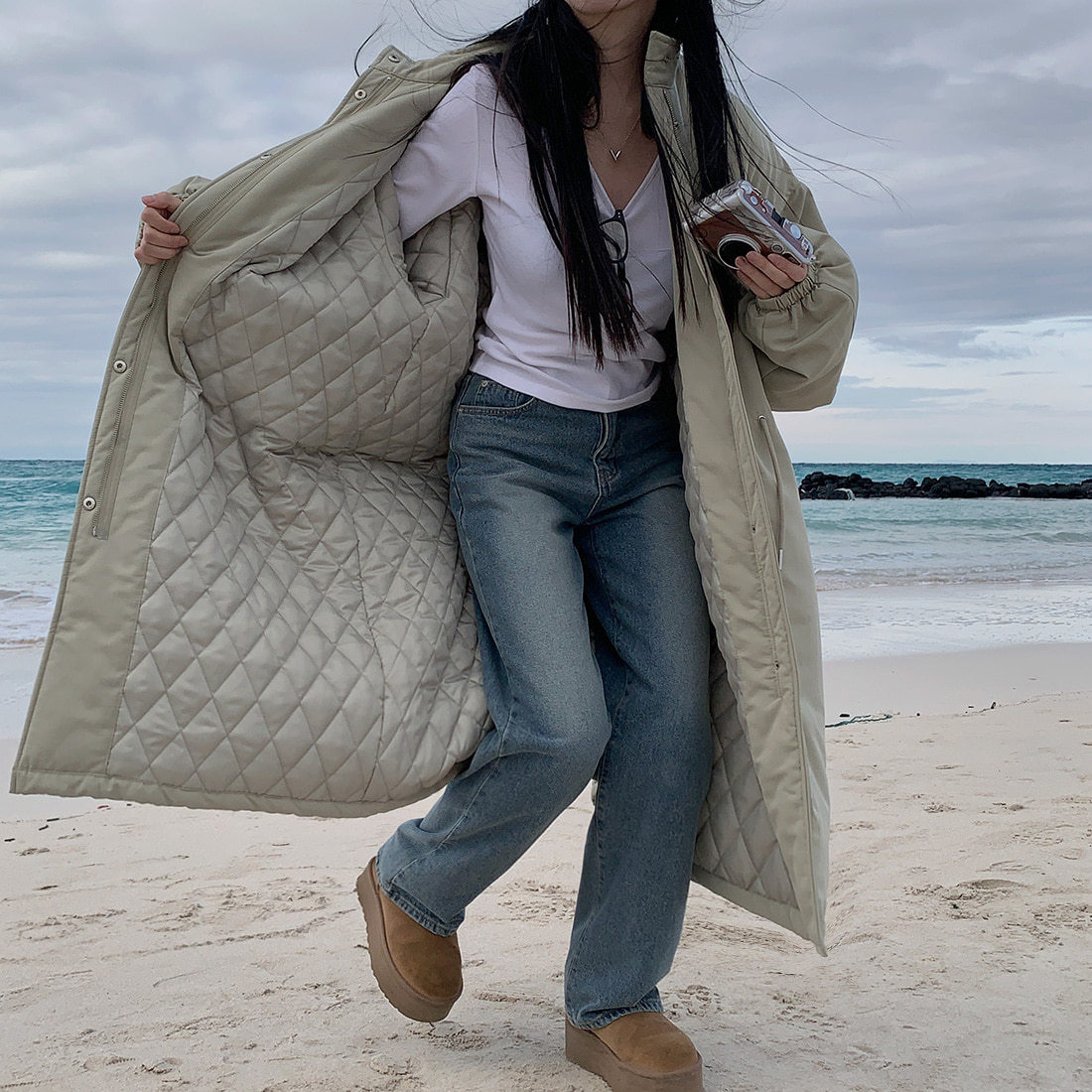 韓国のchic冬の怠惰な風の工装パーカーのゆったりした大きいものは縄の立襟の綿入れの保温の綿入れの長いコートを引き出します。