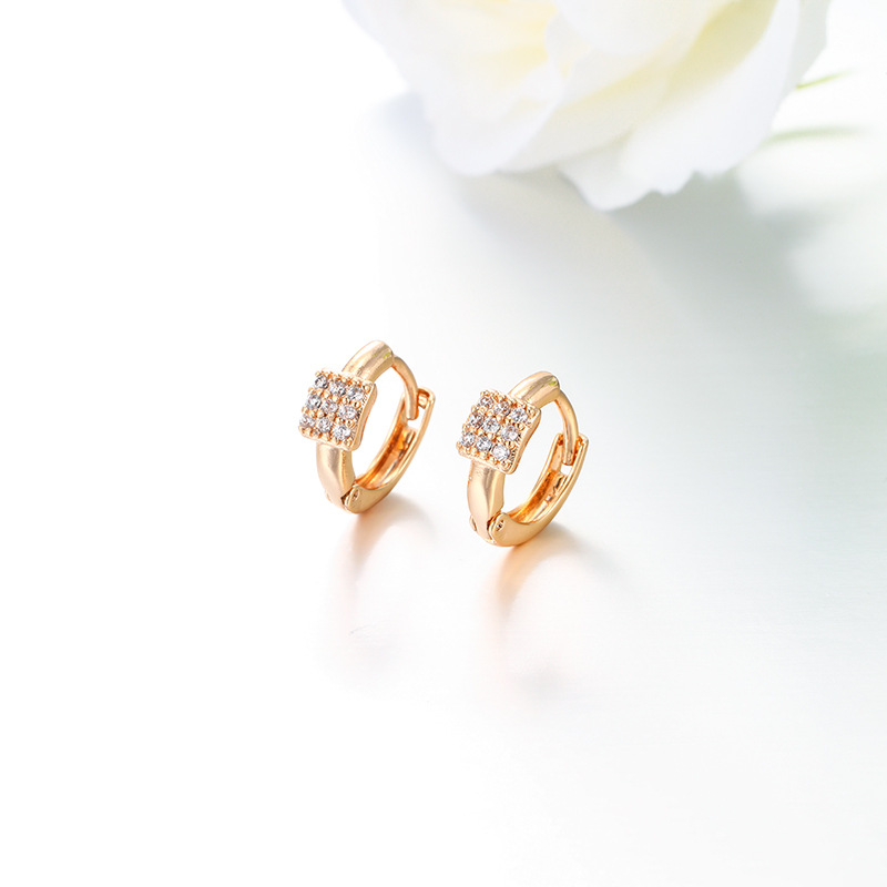 Xuping nueva aleación de moda galvanizada 18k aretes de joyas artificiales perfiles de orejas de estilo ruso