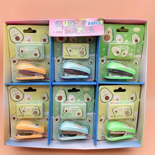 Portable cute cartoon Sanrio mini small stapler set student office small needle stapler