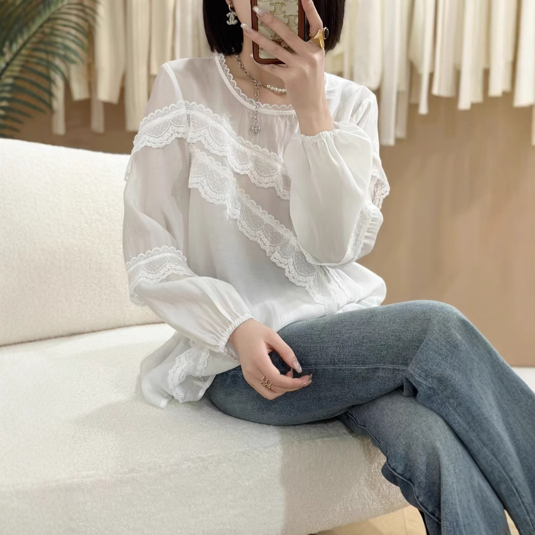 Spring fashionable elegant shirt