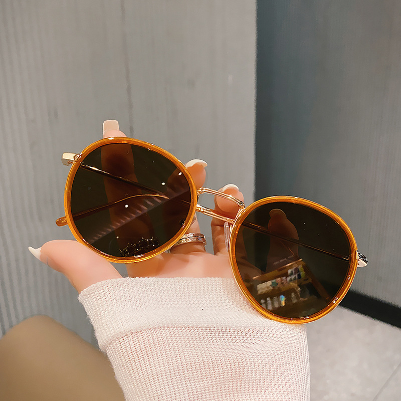 Simple Style Solid Color Ac Round Frame Full Frame Women's Sunglasses display picture 3