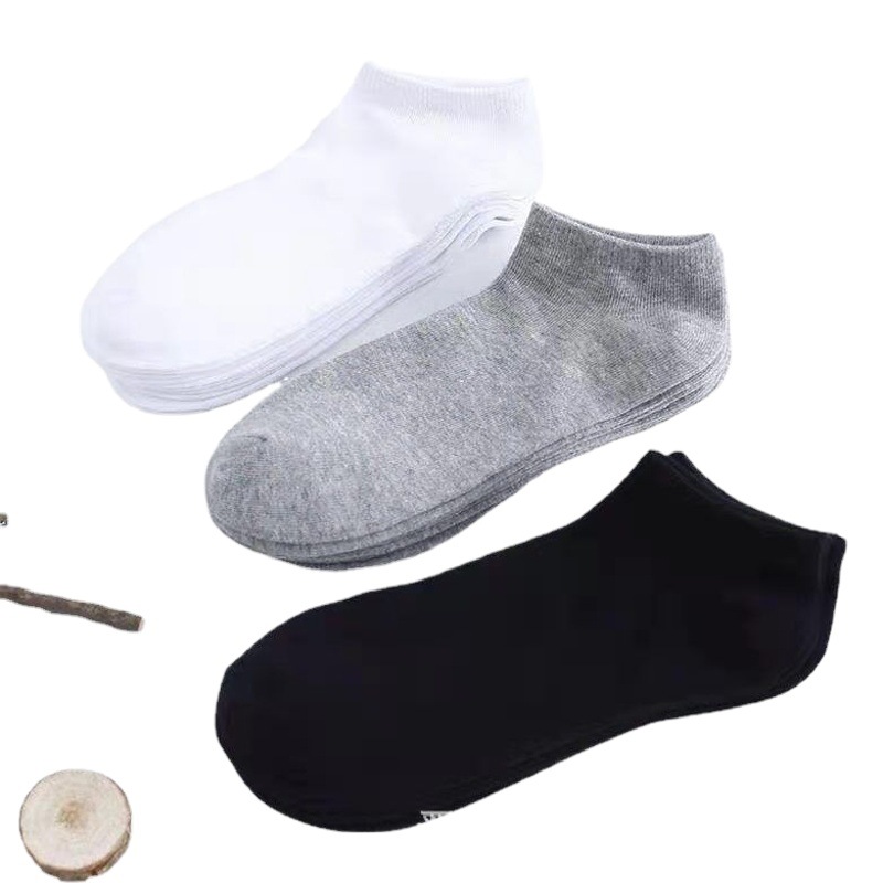 Venta al por mayor blanco y negro gris color sólido hombres y mujeres tamaño libre calcetines pie baño tienda actividades de negocios regalo calcetines corto cuatro estaciones barco Calcetines