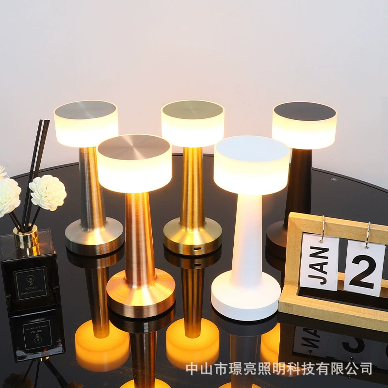 Трансграничная прикроватная небольшая настольная лампа может затемнить свет для глаз, рабочая атмосфера теплая и романтичная сенсорная USB зарядка для обучения настольная лампа