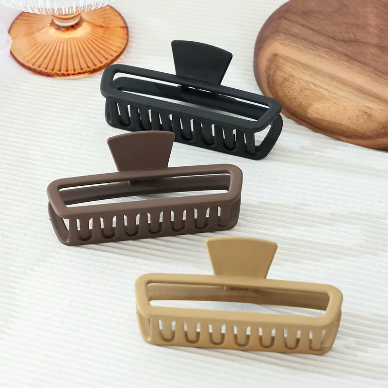 Rectangular crab pin, shark, simple and elegant design, high-quality style