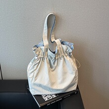 ���n���s���K�����μ��Ů��ɫ�հ׷�������ˇ���������L������