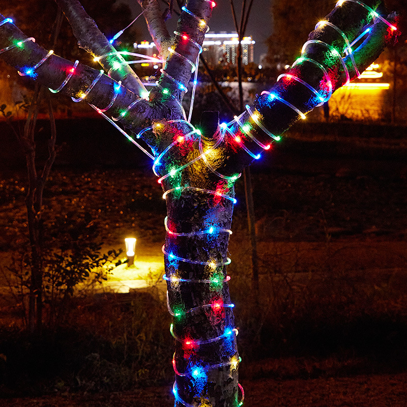 En stock suministro de luz de tubo solar Cadena de iluminación con control remoto manguera de PVC lámpara de alambre de cobre Patio de Navidad luz decorativa