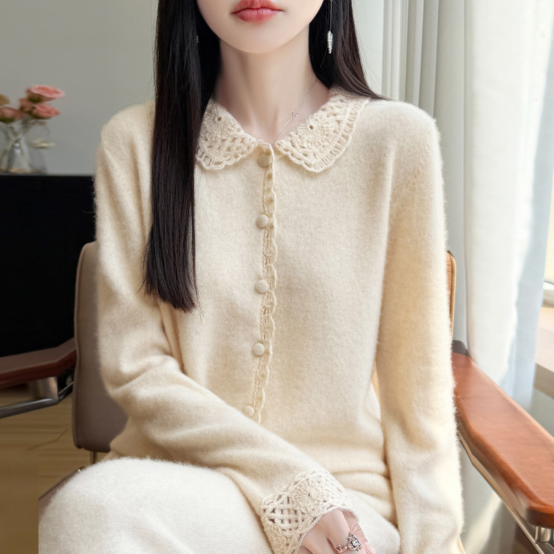 100% Wool 2026 Fall/Winter New Women's Loose Polo Collar Hand-Crocheted Hollow Knit Cardigan Sweater 100% Wool 2026 Fall/Winter New Women's Loose Polo Collar Hand-Crocheted Hollow Knit Cardigan Sweater