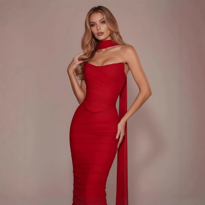 2025 New European and American Cross-Border Women's Clothing Holly Red Pure Lust Style Sexy Slim Fit Tube Top Hip-Covering Extended Three-Piece Set 2025 New European and American Cross-Border Women's Clothing Holly Red Pure Lust Style Sexy Slim Fit Tube Top Hip-Covering Extended Three-Piece Set
