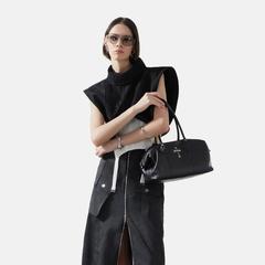 クロエ包頭層牛革餃子バッグ女性甘いクールなギャル風ボーリングボストンハンディショルダーバッグ大容量