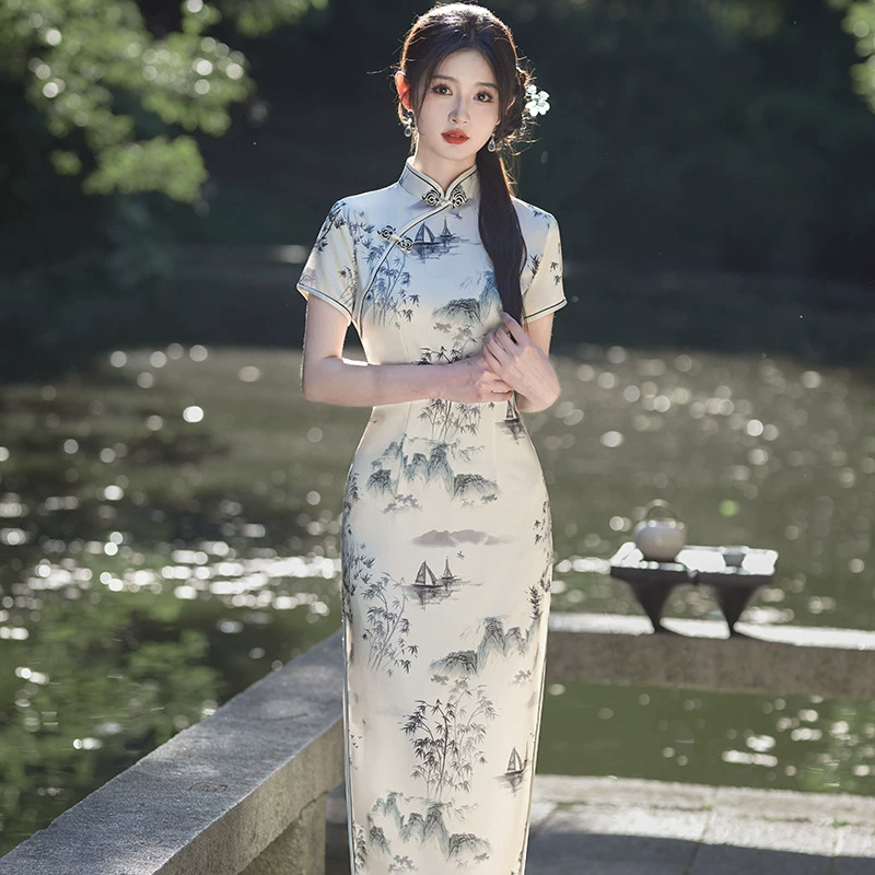 2025 новый китайский стиль весны и лета новый cheongsam юбка темперамент атласное платье дешевая одежда для оптовой продажи