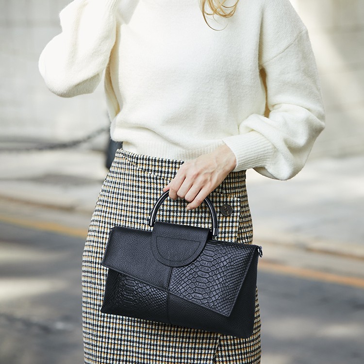 Women's Genuine Leather Clutch 2026 New Arrival Top Grain Cowhide Crossbody Bag Fashion Elegant Banquet Handbag Small Bag - Thumbnail 4