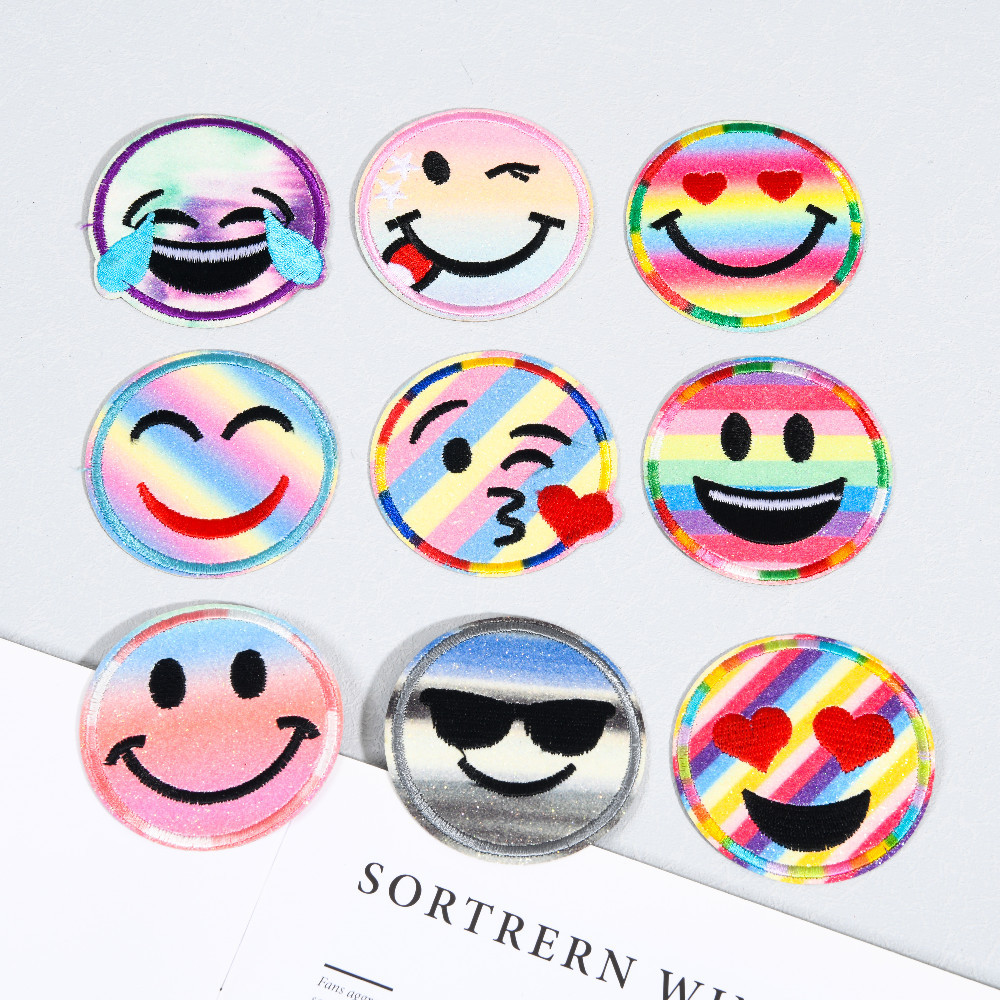 馨文现货电脑绣花布贴刺绣服装包包鞋帽搭配亮粉套装表情绣花批发