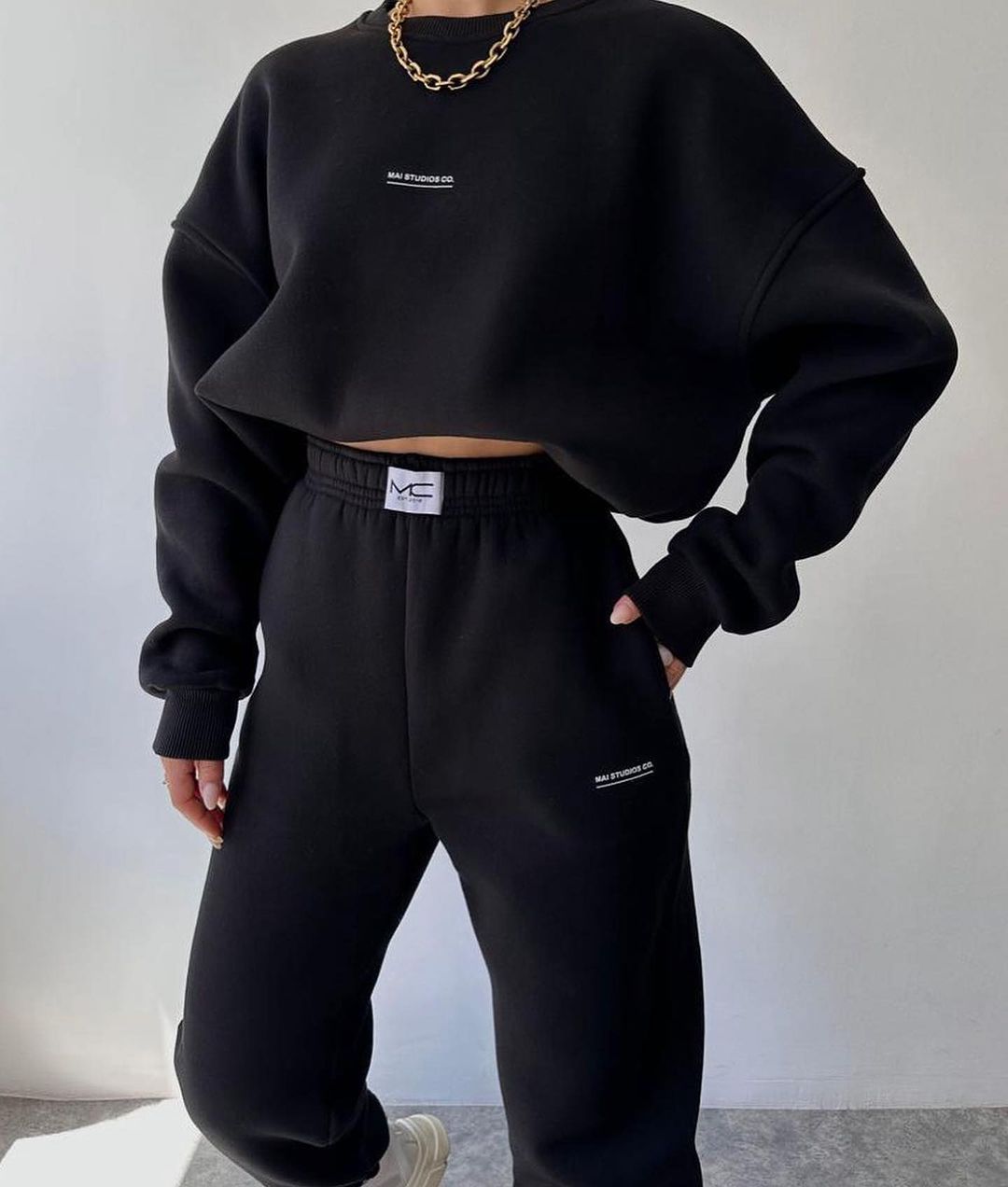 Damenbekleidung neuer Anzug mit langen Ärmeln und Rundhalsausschnitt, lässiges Sweatshirt, elastische Sporthose, zweiteiliger Anzug_voghion.com