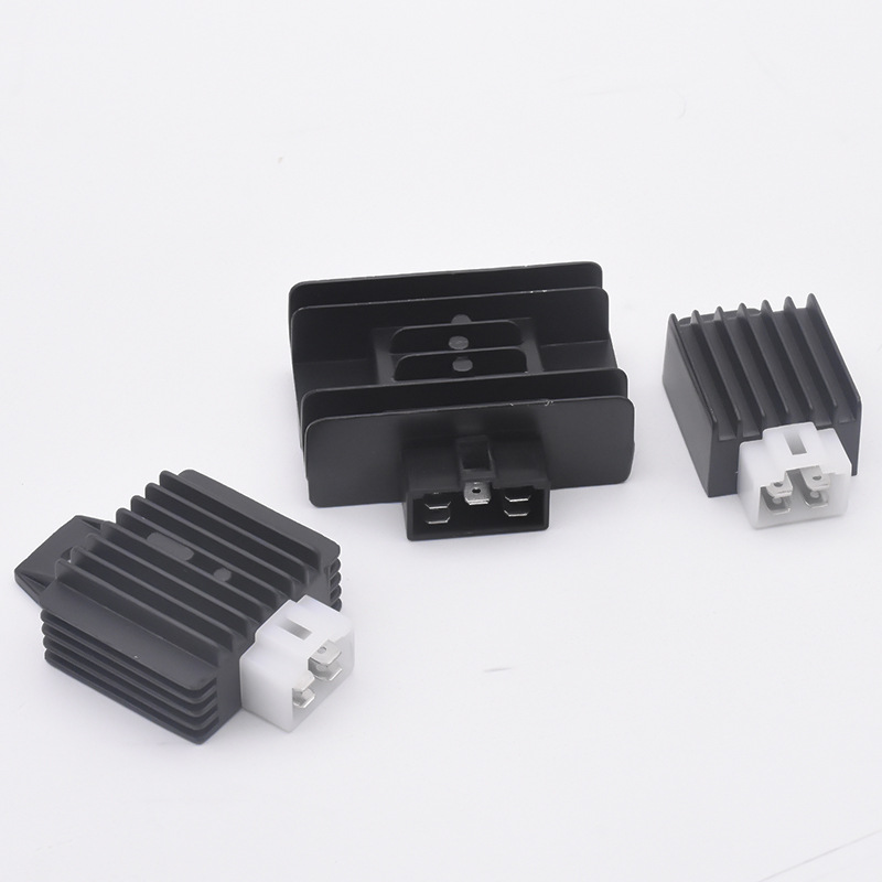 Aparatos de motocicleta Rectificador de silicio WY GY6 Gwangyang CH125 FXD ZJ DY110 Accesorios de regulador de voltaje de silicio